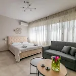 Koup Collection Apartment *